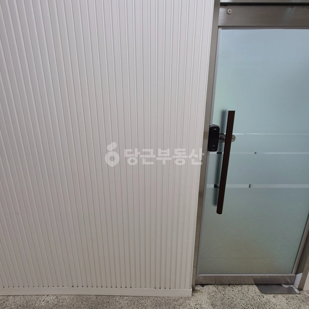 경기도 안성시 당왕동 사무실 사진 1