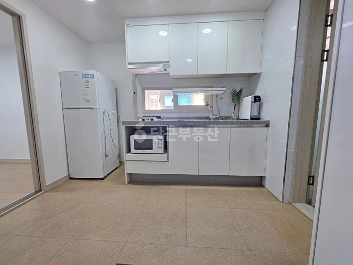 부산광역시 연제구 연산동 원룸 사진 1