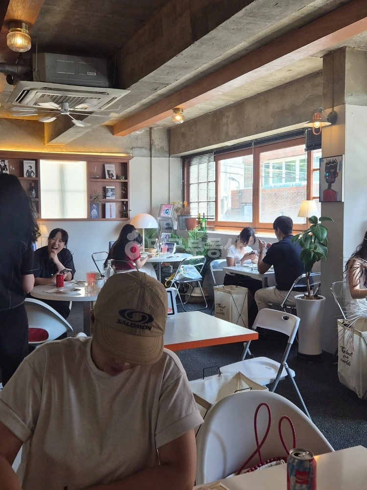 부산광역시 부산진구 전포동 상가 사진 1