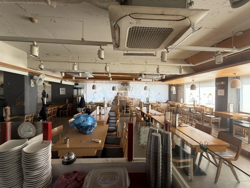 서울특별시 서대문구 창천동 상가 사진 1