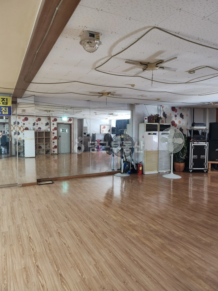경상남도 창원시 의창구 팔용동 상가 사진 1
