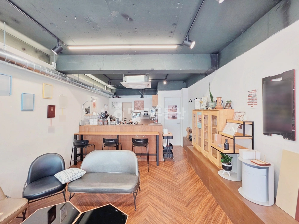서울특별시 강남구 신사동 상가 사진 1