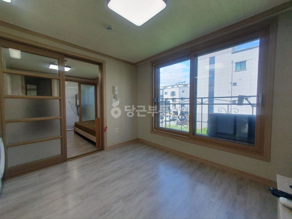 대전광역시 서구 관저동 원룸 사진 1