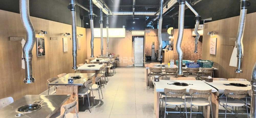 전남광주통합특별시 광산구 월계동 상가 사진 1