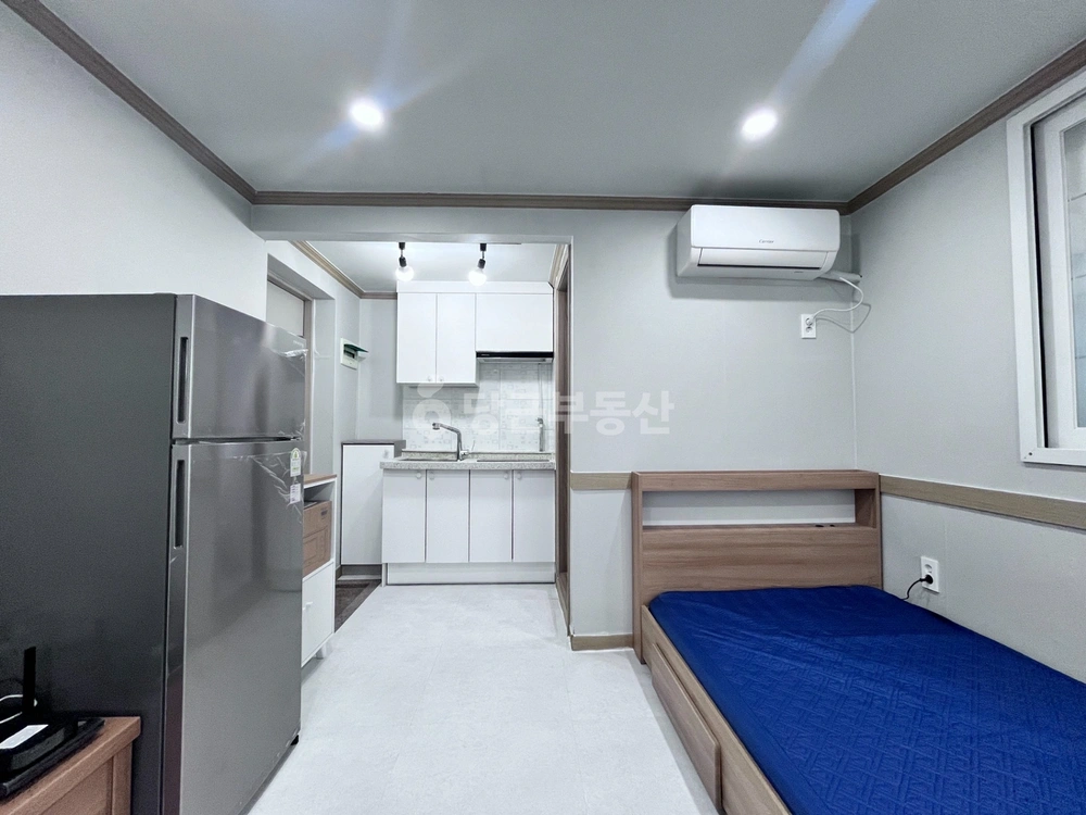 대전광역시 서구 월평동 원룸 사진 1