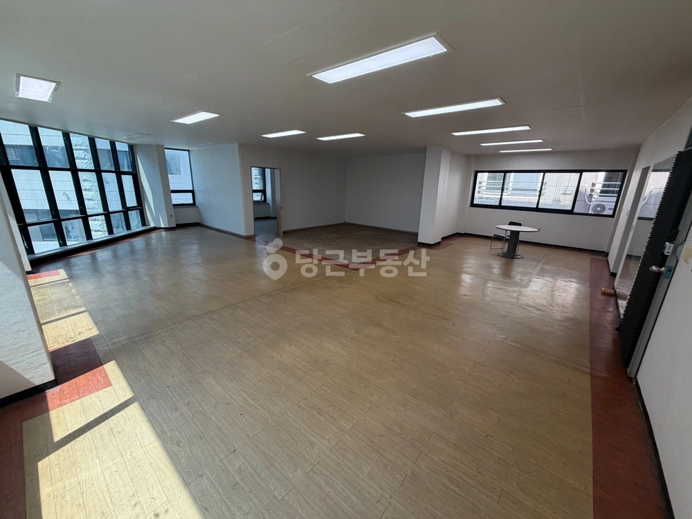 전남광주통합특별시 서구 치평동 사무실 사진 1