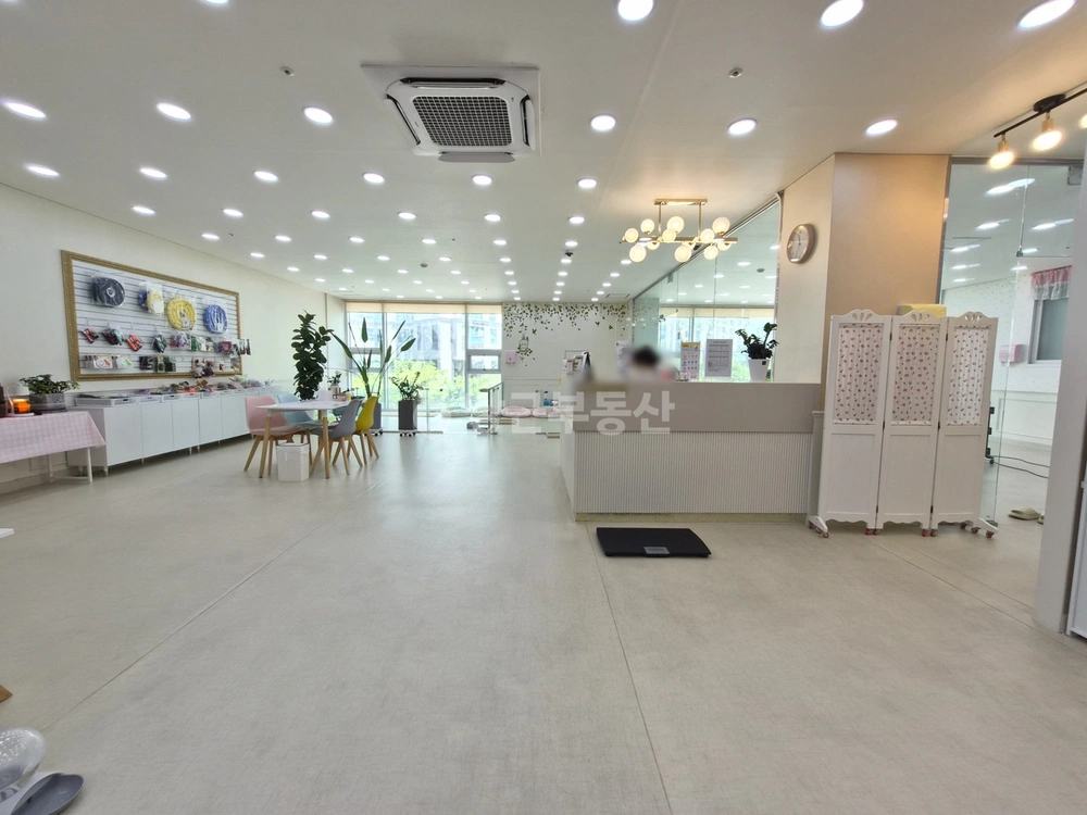 충청북도 청주시 흥덕구 복대동 상가 사진 1