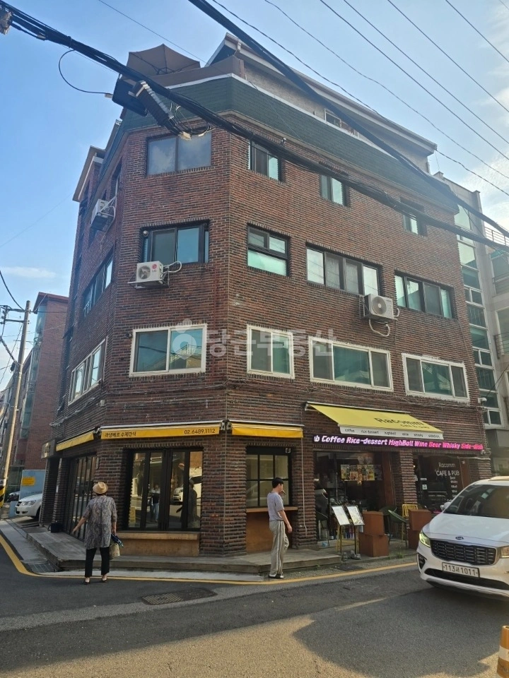 서울특별시 서초구 방배동 건물 사진 1