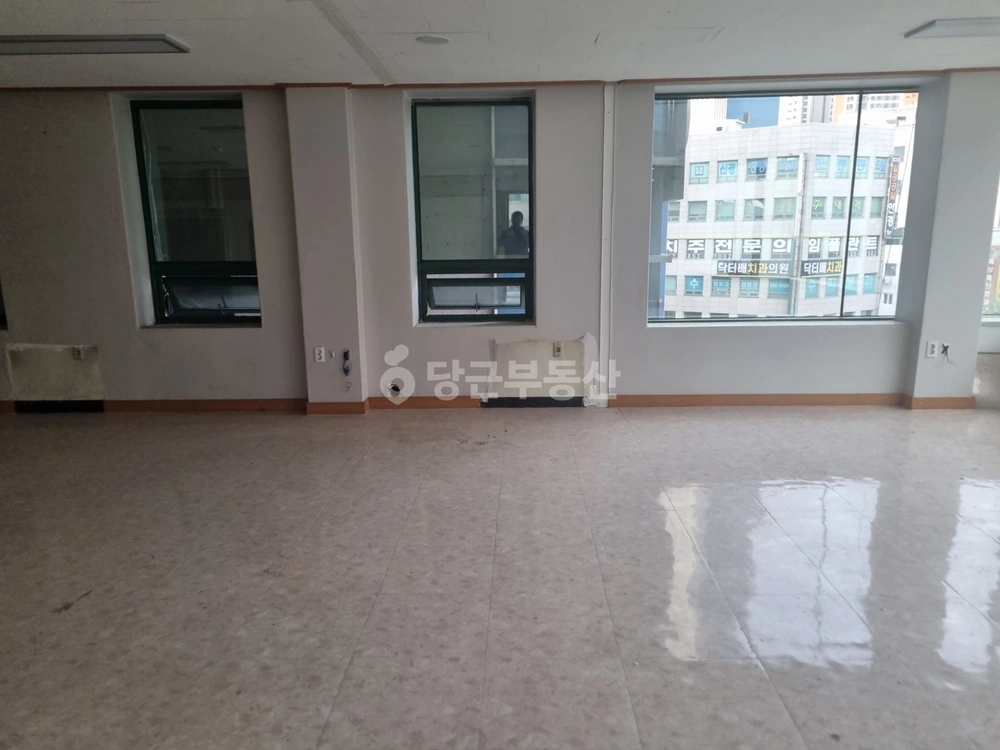 부산광역시 연제구 연산동 상가 사진 1