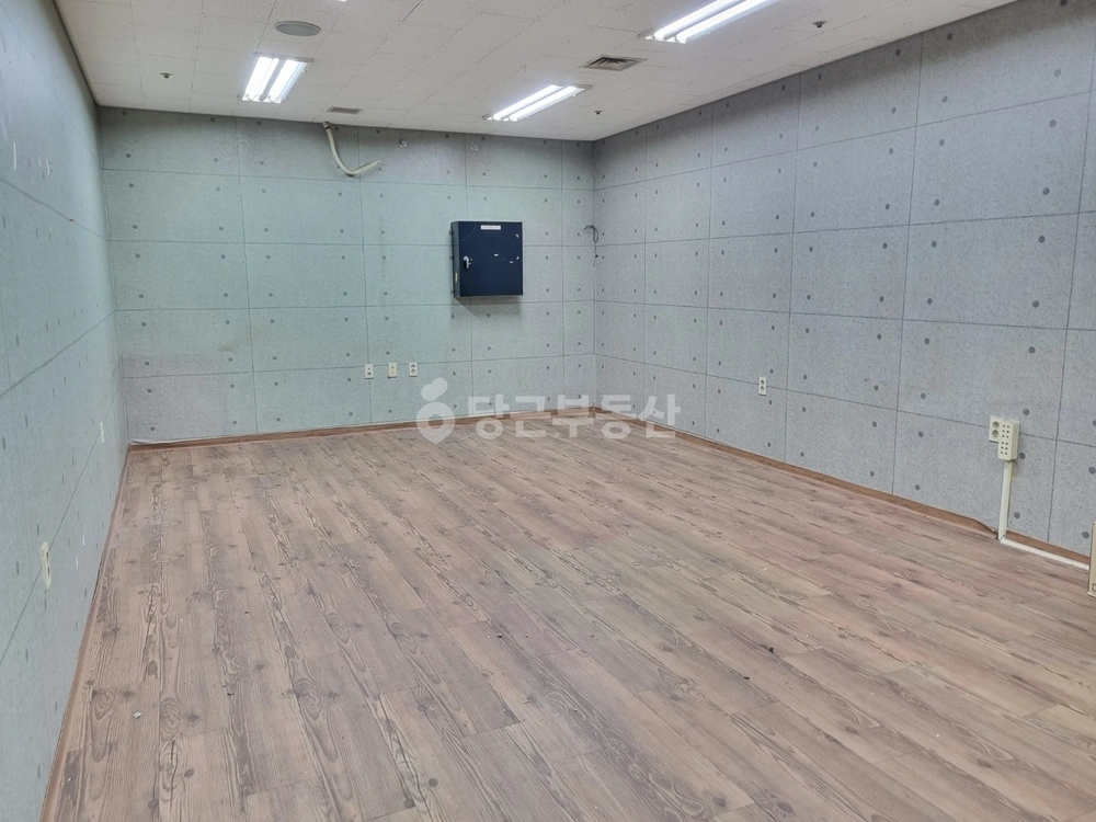 경기도 수원시 팔달구 인계동 사무실 사진 1