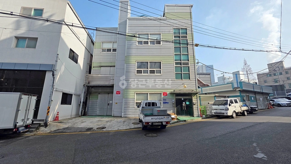 경기도 수원시 영통구 원천동 공장/창고 사진 1