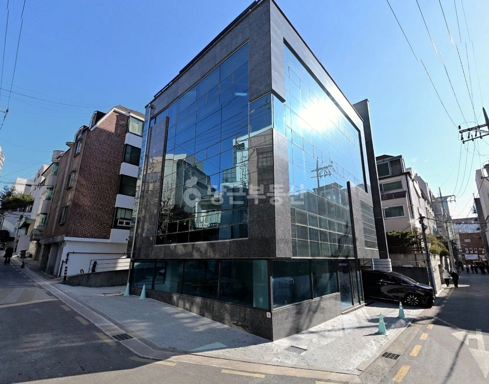 서울특별시 강남구 논현동 사무실 사진 1