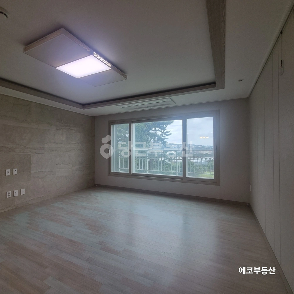 제주특별자치도 제주시 노형동 빌라(투룸 이상) 사진 1