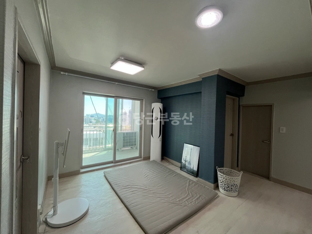 부산광역시 해운대구 재송동 아파트 사진 1