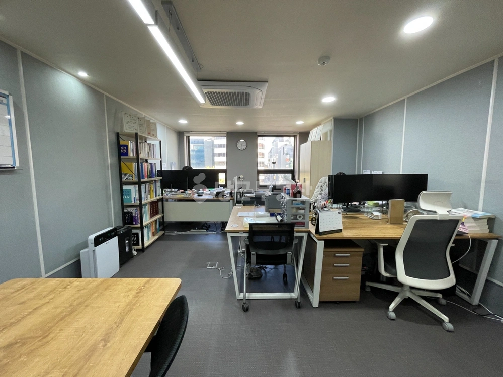 서울특별시 강남구 논현동 사무실 사진 1