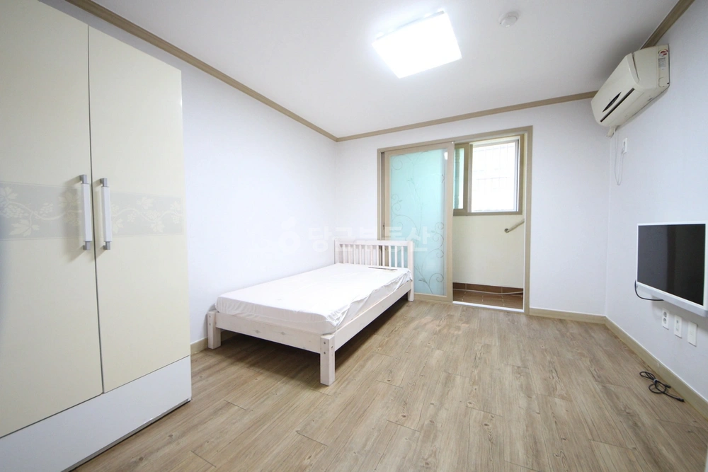 대전광역시 서구 변동 원룸 사진 1