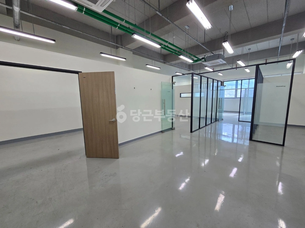 인천광역시 연수구 송도동 공장/창고 사진 1