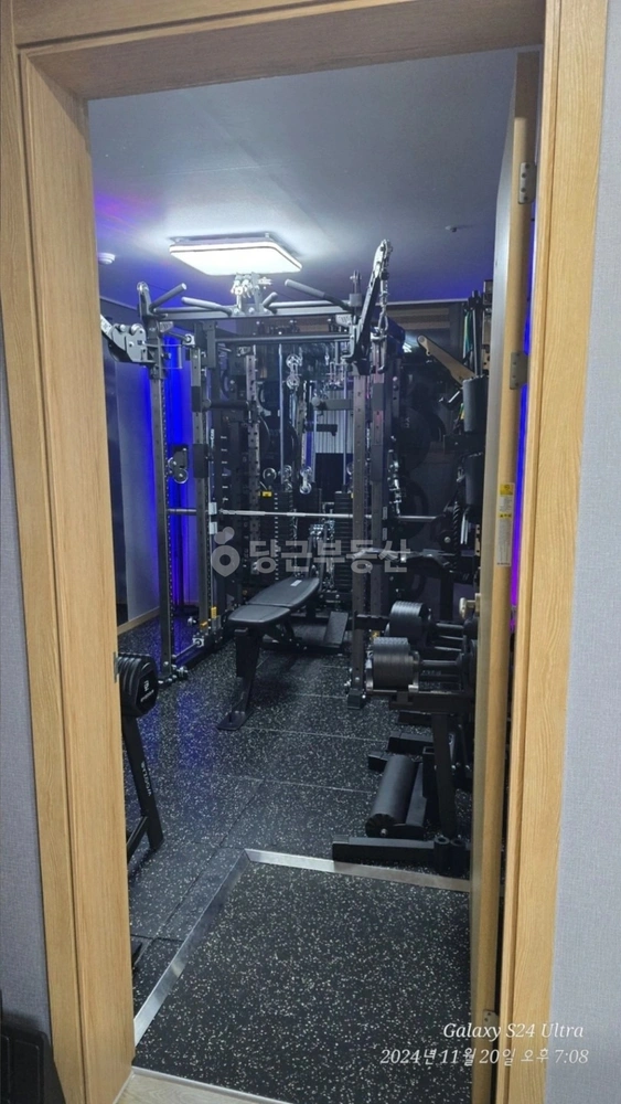 부산광역시 사하구 신평동 아파트 사진 1