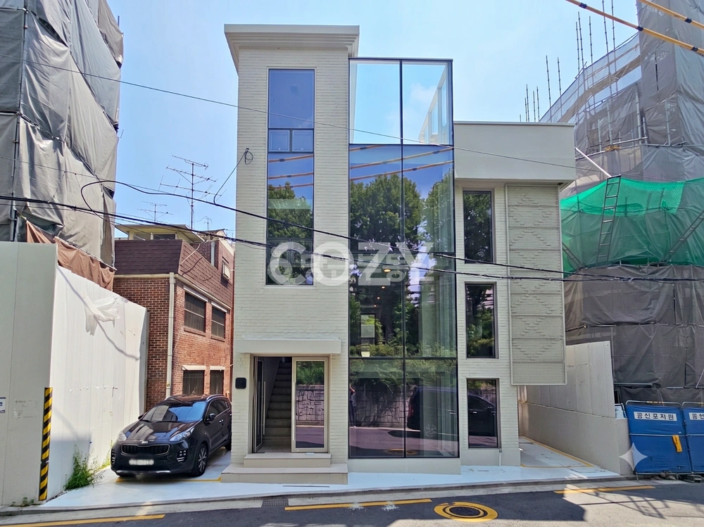 서울특별시 용산구 한남동 상가 사진 1