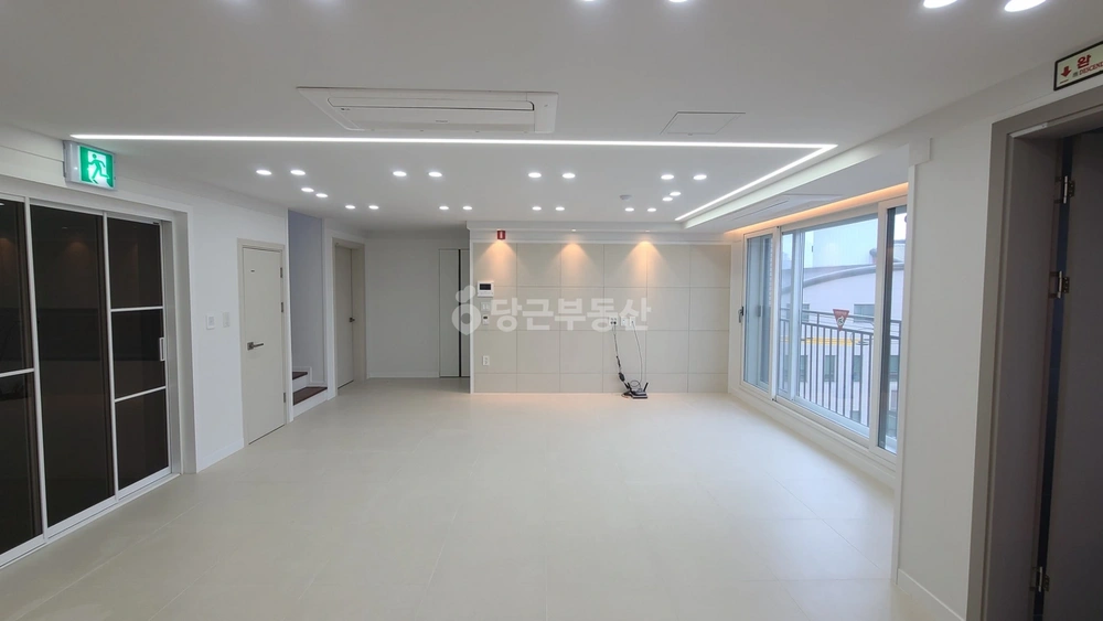 대전광역시 유성구 봉명동 빌라(투룸 이상) 사진 1