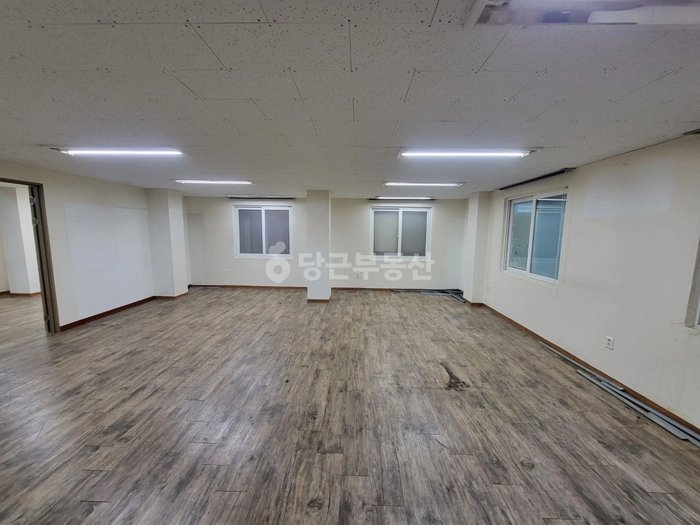 서울특별시 강남구 논현동 사무실 사진 1