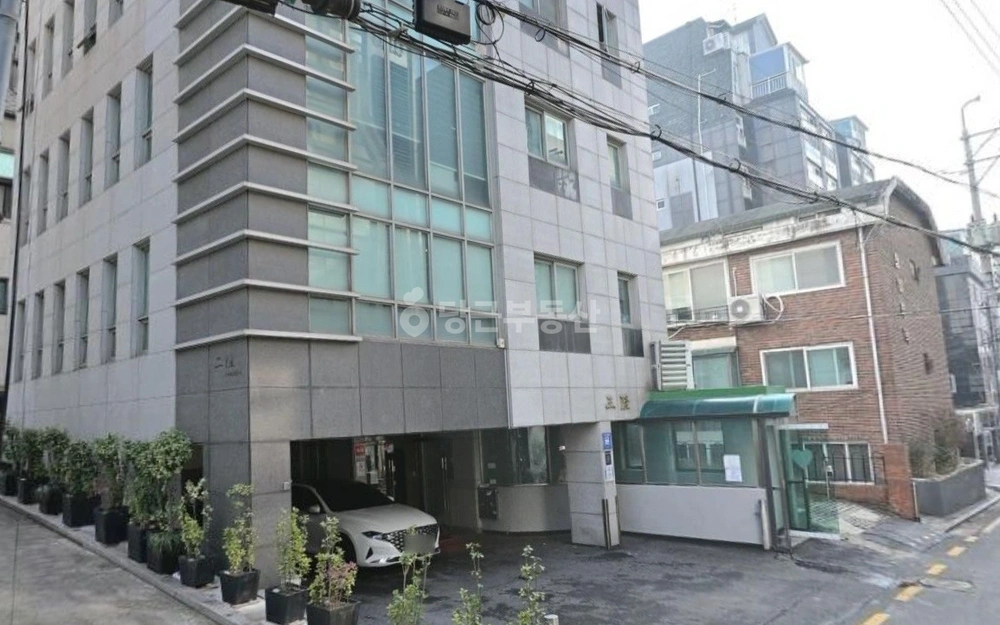 서울특별시 강남구 신사동 사무실 사진 1