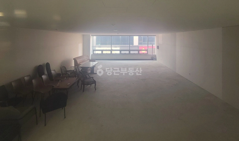 경기도 파주시 야당동 상가 사진 1