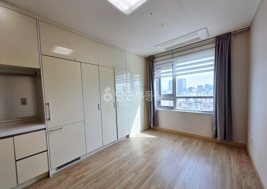서울특별시 강남구 역삼동 오피스텔 사진 1
