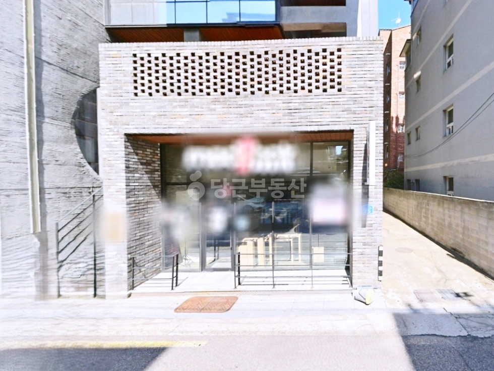 서울특별시 마포구 서교동 상가 사진 1