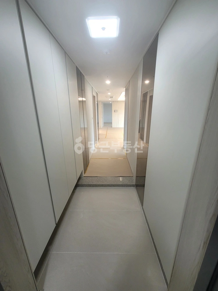 부산광역시 강서구 강동동 아파트 사진 1