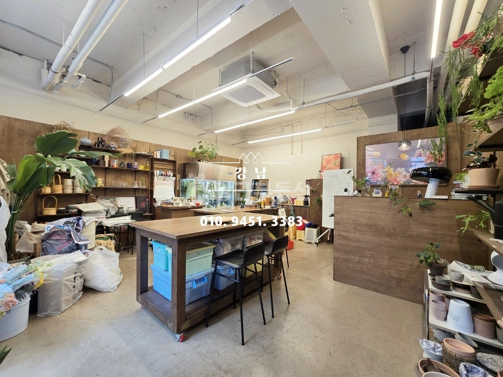 서울특별시 강남구 신사동 상가 사진 1