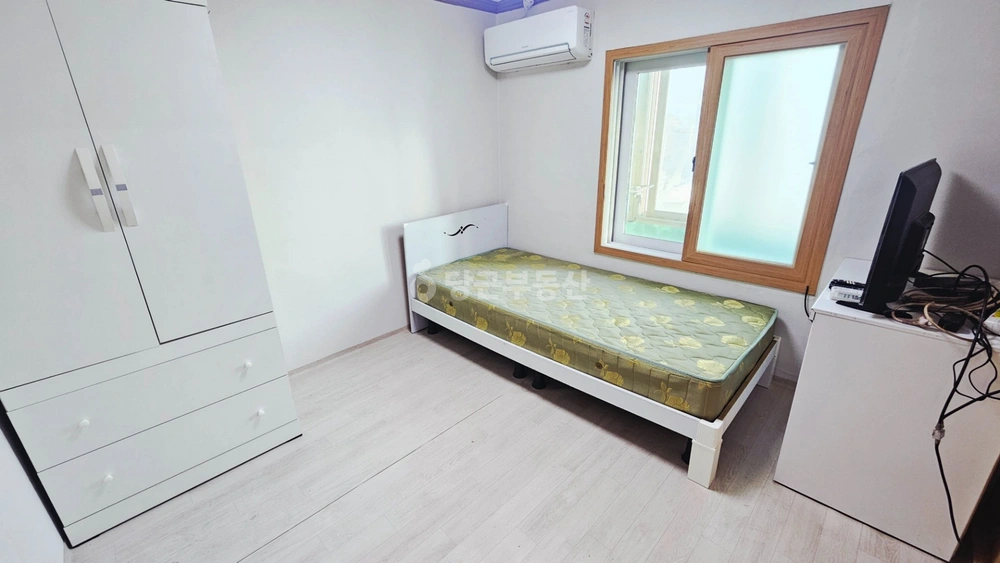 부산광역시 중구 영주동 원룸 사진 1