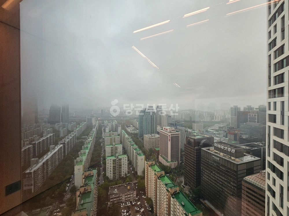 서울특별시 영등포구 여의도동 아파트 사진 1