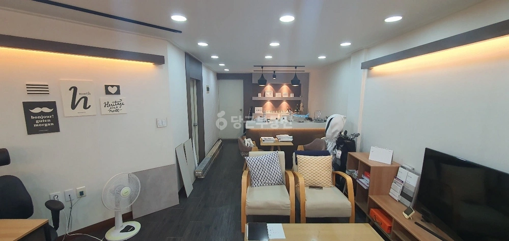 경기도 고양시 일산동구 정발산동 상가 사진 1