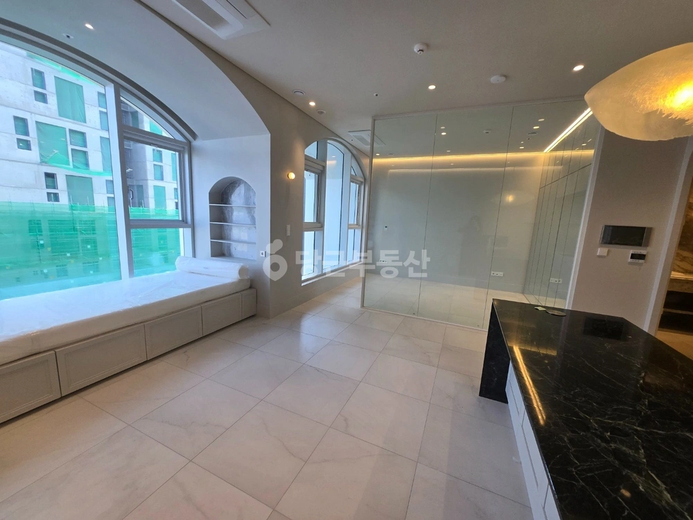 서울특별시 강남구 역삼동 오피스텔 사진 1