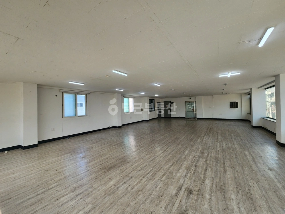 대구광역시 달서구 죽전동 상가 사진 1