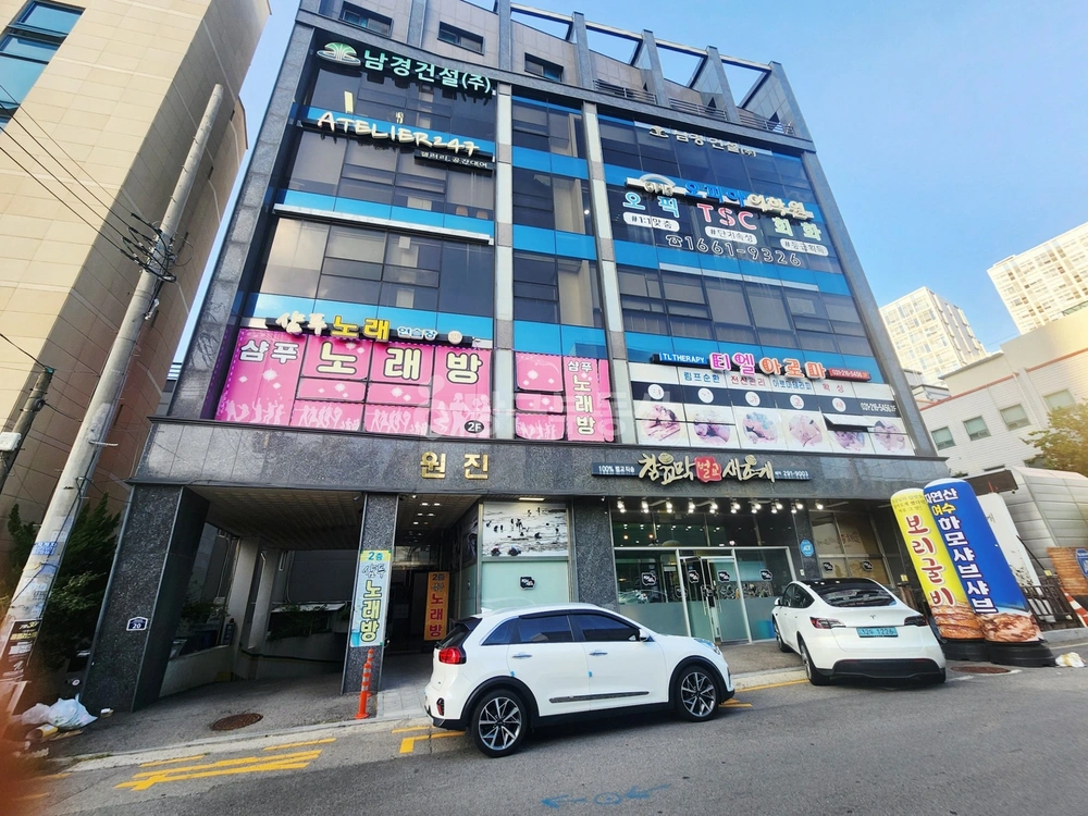경기도 수원시 영통구 매탄동 상가 사진 1