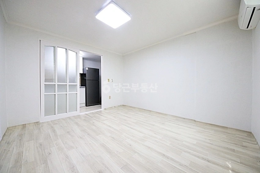 대전광역시 서구 월평동 원룸 사진 1
