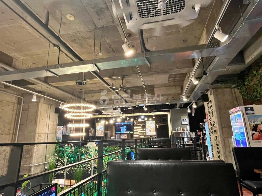 서울특별시 금천구 가산동 상가 사진 1