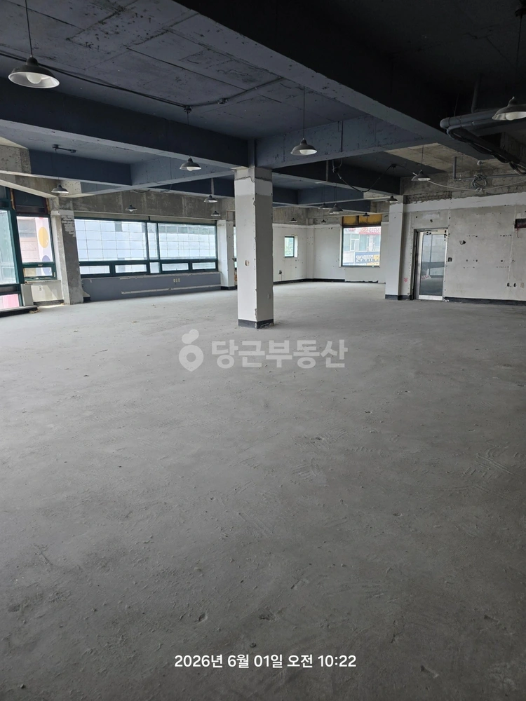 인천광역시 연수구 연수동 상가 사진 1