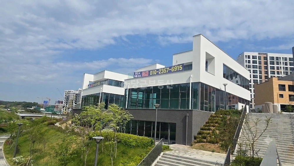 세종특별자치시 산울동 상가 사진 1