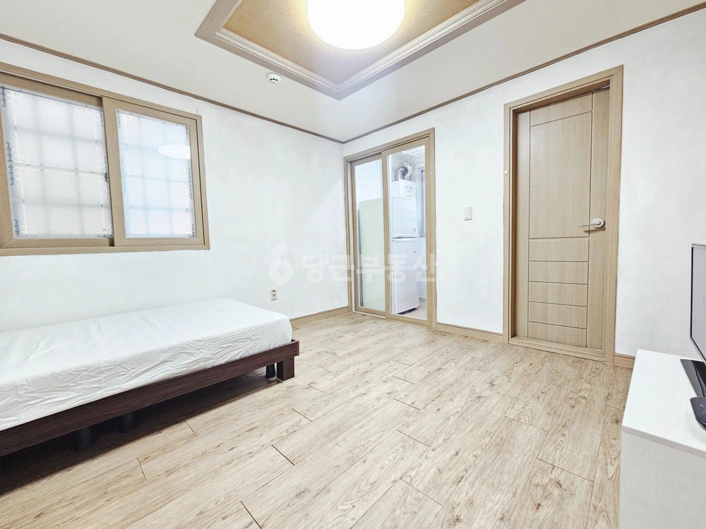 부산광역시 중구 영주동 원룸 사진 1