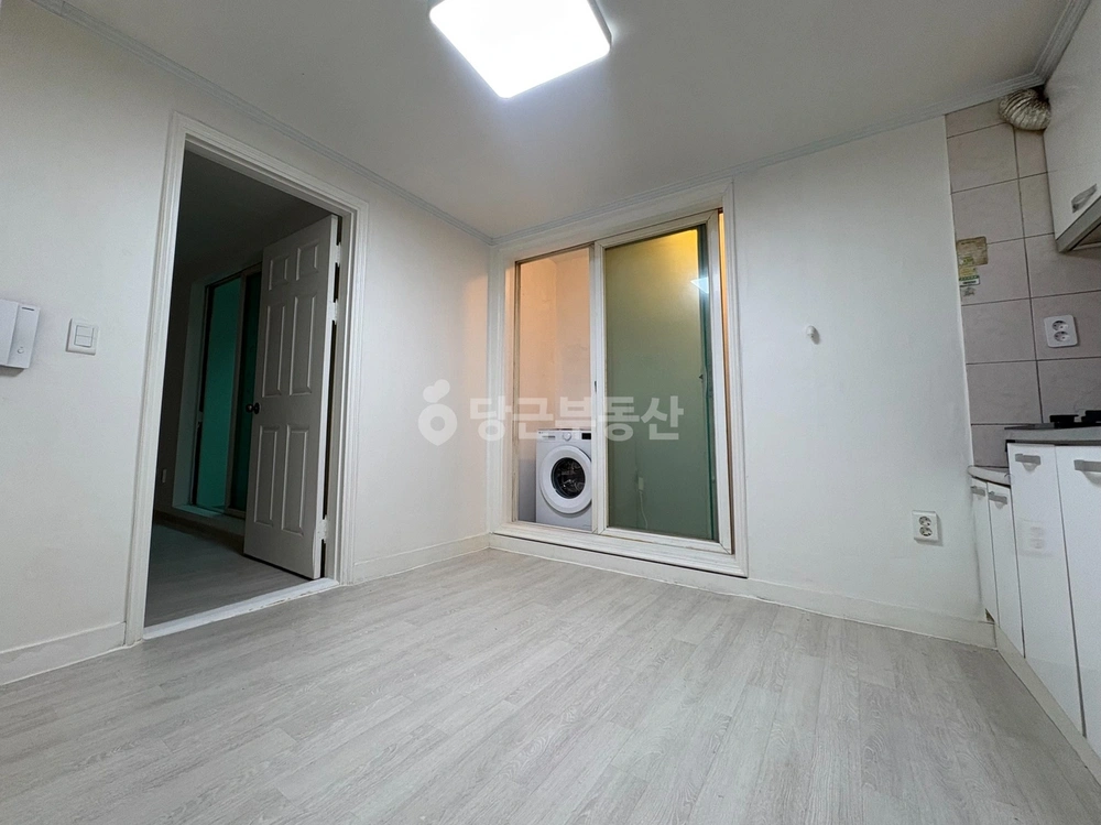 서울특별시 강남구 논현동 원룸 사진 1