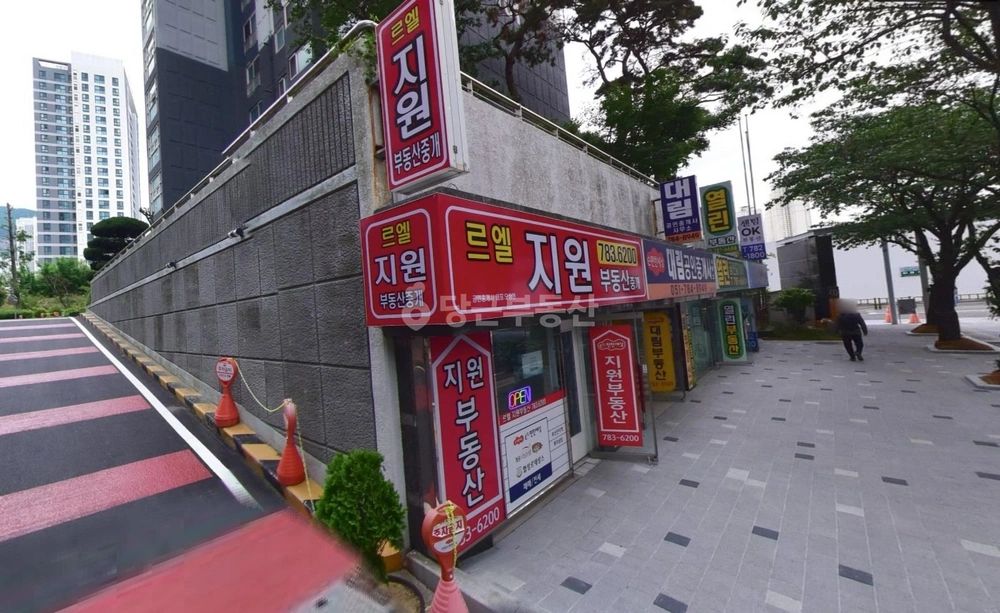 부산광역시 해운대구 재송동 상가 사진 1