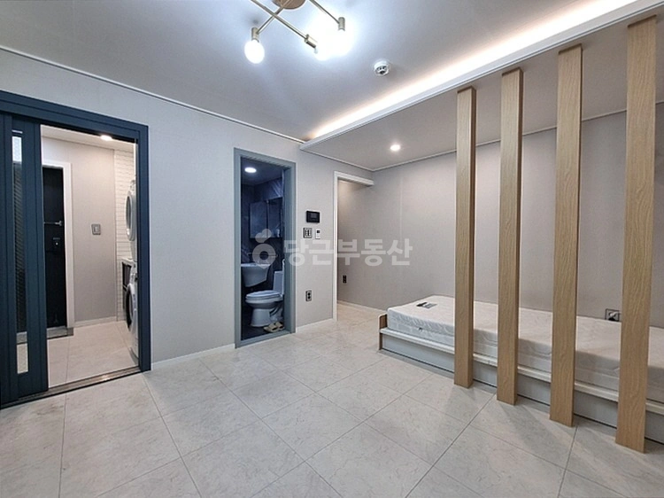 대전광역시 서구 갈마동 원룸 사진 1