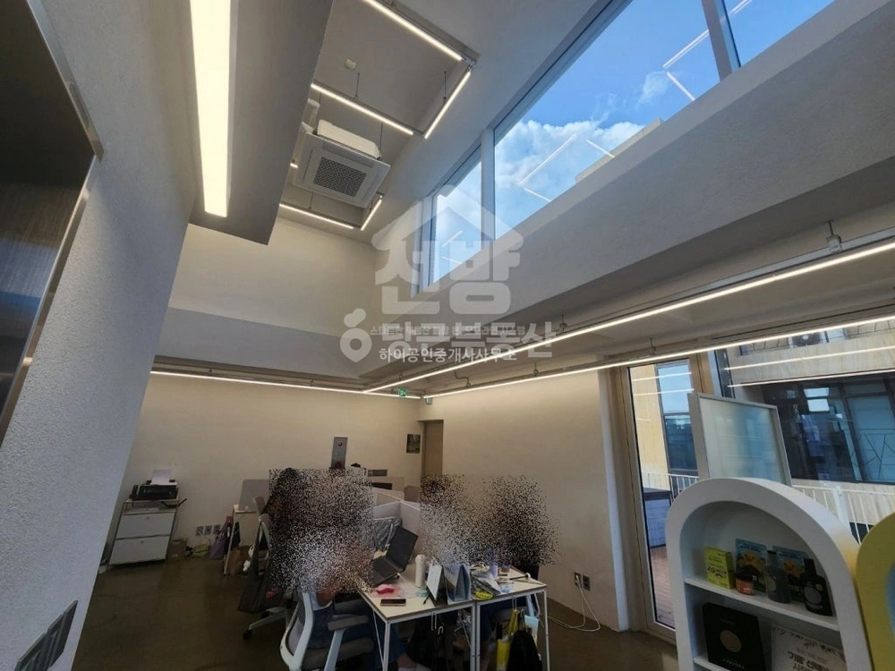 서울특별시 강남구 논현동 사무실 사진 1