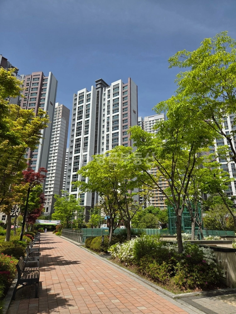 경상남도 진주시 충무공동 아파트 사진 1