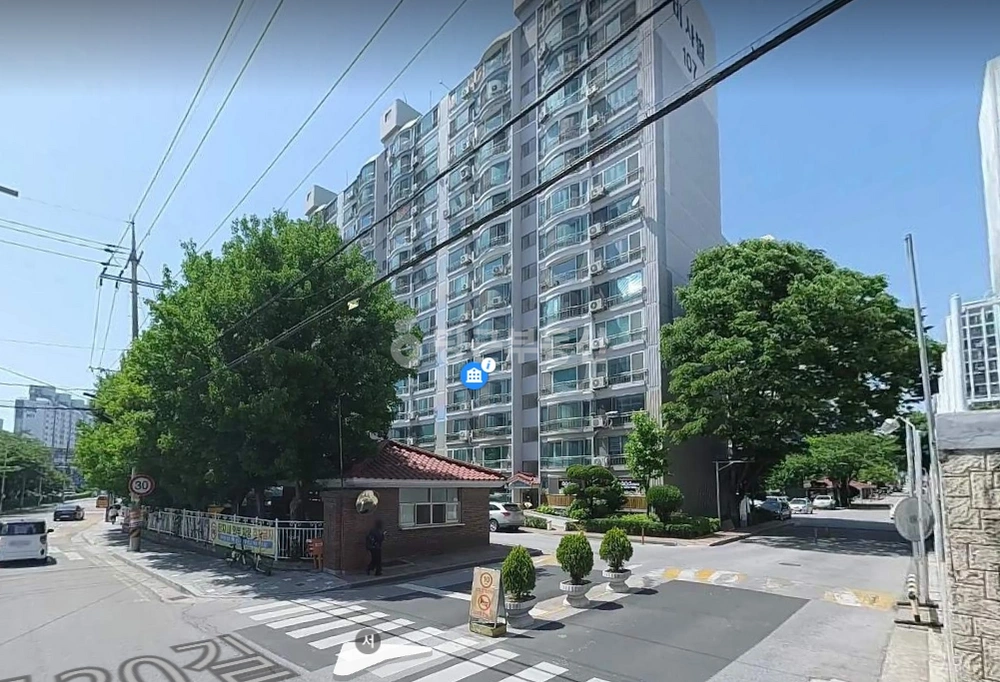 전북특별자치도 익산시 영등동 아파트 사진 1