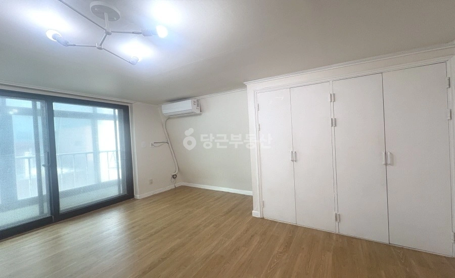 서울특별시 강남구 논현동 원룸 사진 1