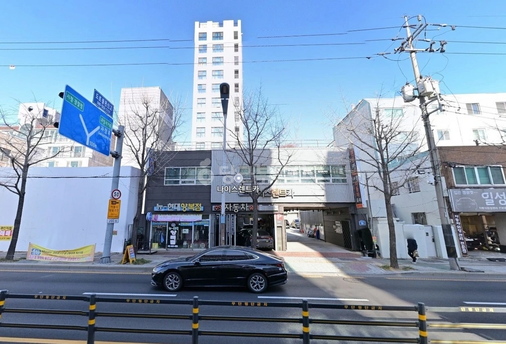 부산광역시 수영구 수영동 상가 사진 1